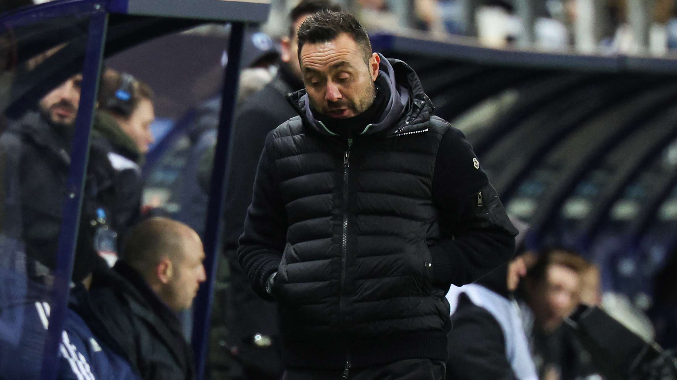 爱游戏娱乐-转折点马赛再遭质疑，欧冠赛前攻防权衡，赛场秩序良好，赛季目标并未改变的简单介绍