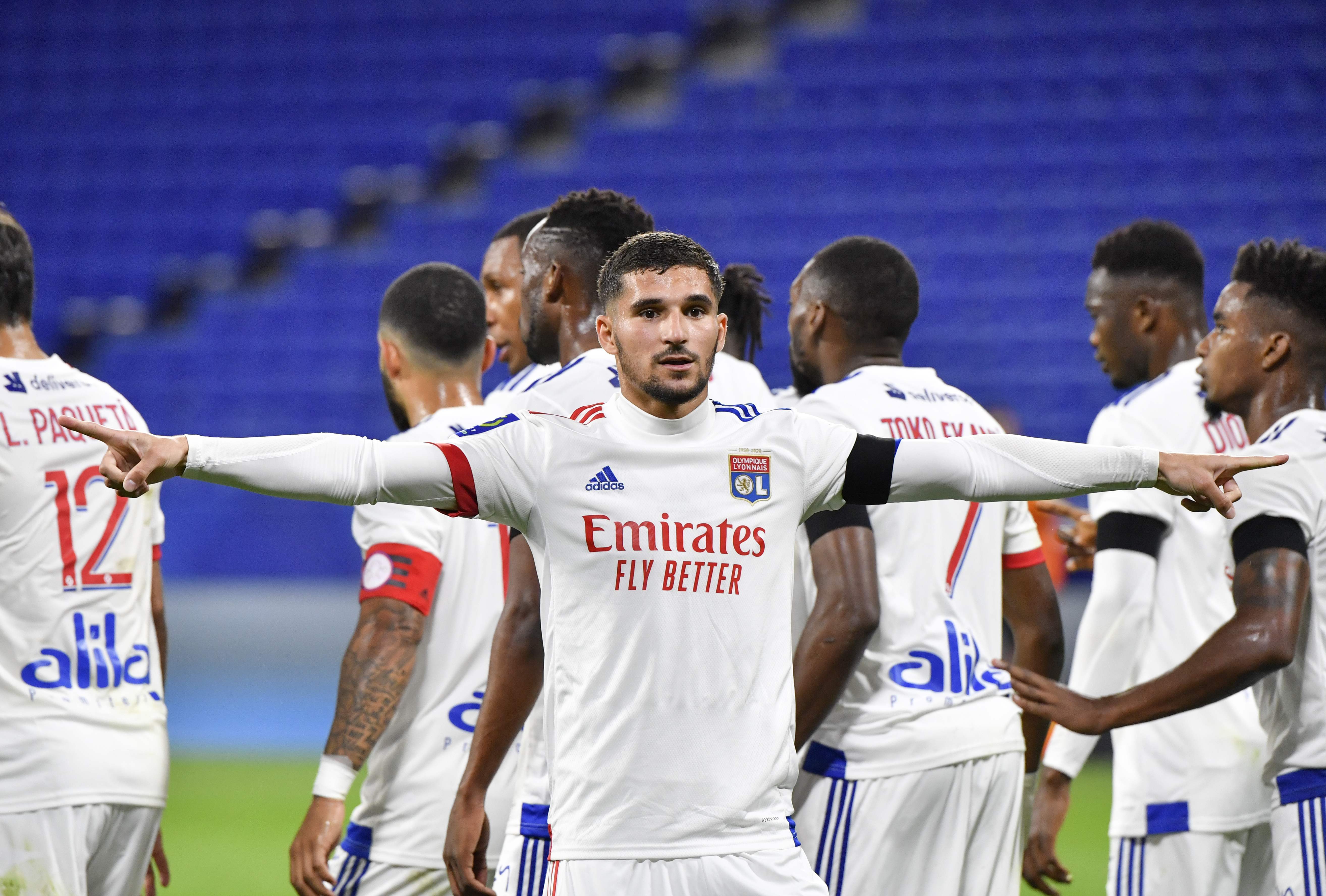 爱游戏体育-包含广州队发布备战花絮，赛后状态回暖，法国杯任务艰巨，轮换策略成焦点的词条