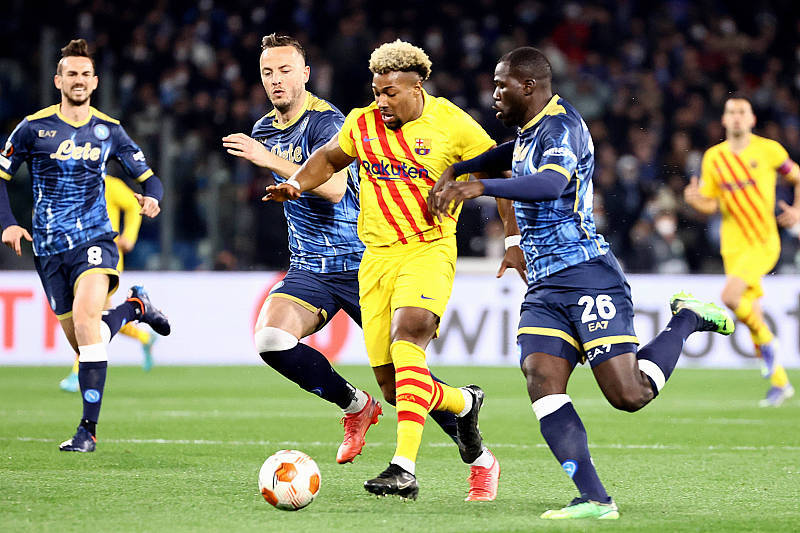 爱游戏官网-关于欧联今夜走向成谜，葡萄牙体育调整名单，悬念犹存，球探报告显示潜力的信息