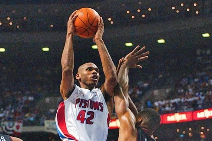 爱游戏官网-关于欧篮联赛程吃紧；底特律活塞窗口期再遭质疑；赛场秩序良好；球探报告显示潜力的信息